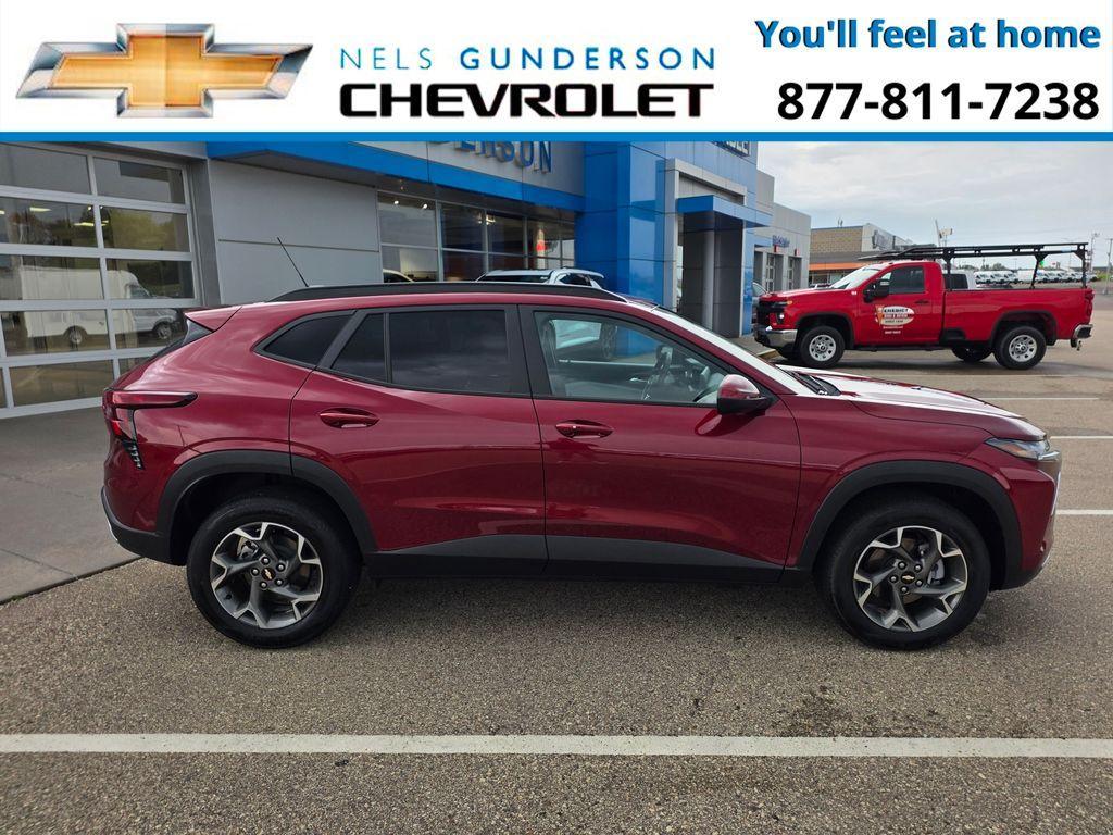 new 2025 Chevrolet Trax car, priced at $21,900