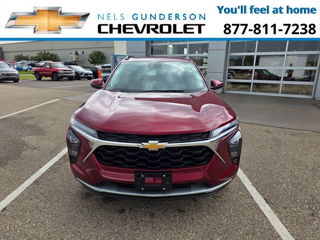 new 2025 Chevrolet Trax car, priced at $21,900