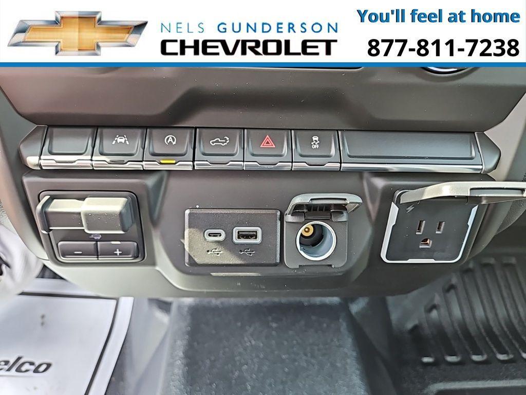 new 2025 Chevrolet Silverado 1500 car, priced at $44,755
