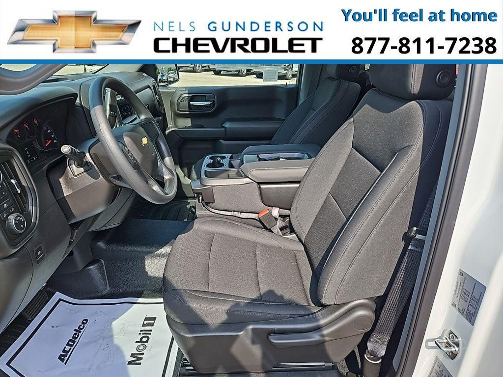 new 2025 Chevrolet Silverado 1500 car, priced at $44,755