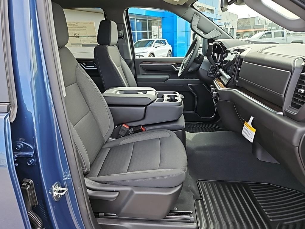 new 2025 Chevrolet Silverado 3500 car, priced at $77,045