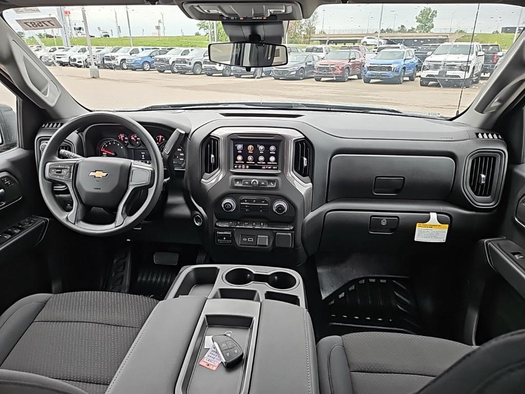 new 2025 Chevrolet Silverado 1500 car, priced at $46,305