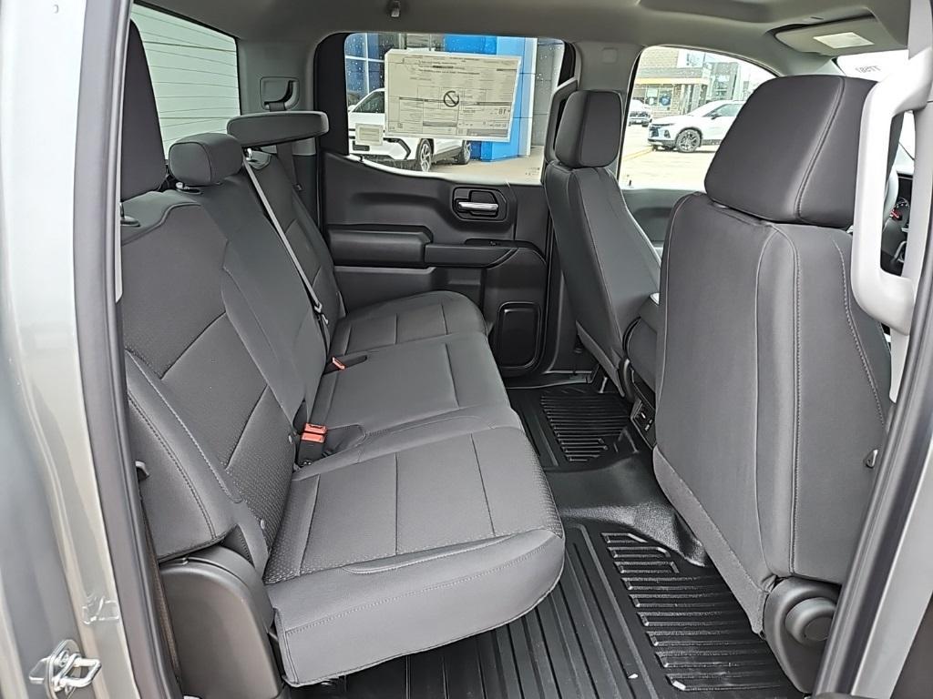new 2025 Chevrolet Silverado 1500 car, priced at $46,305