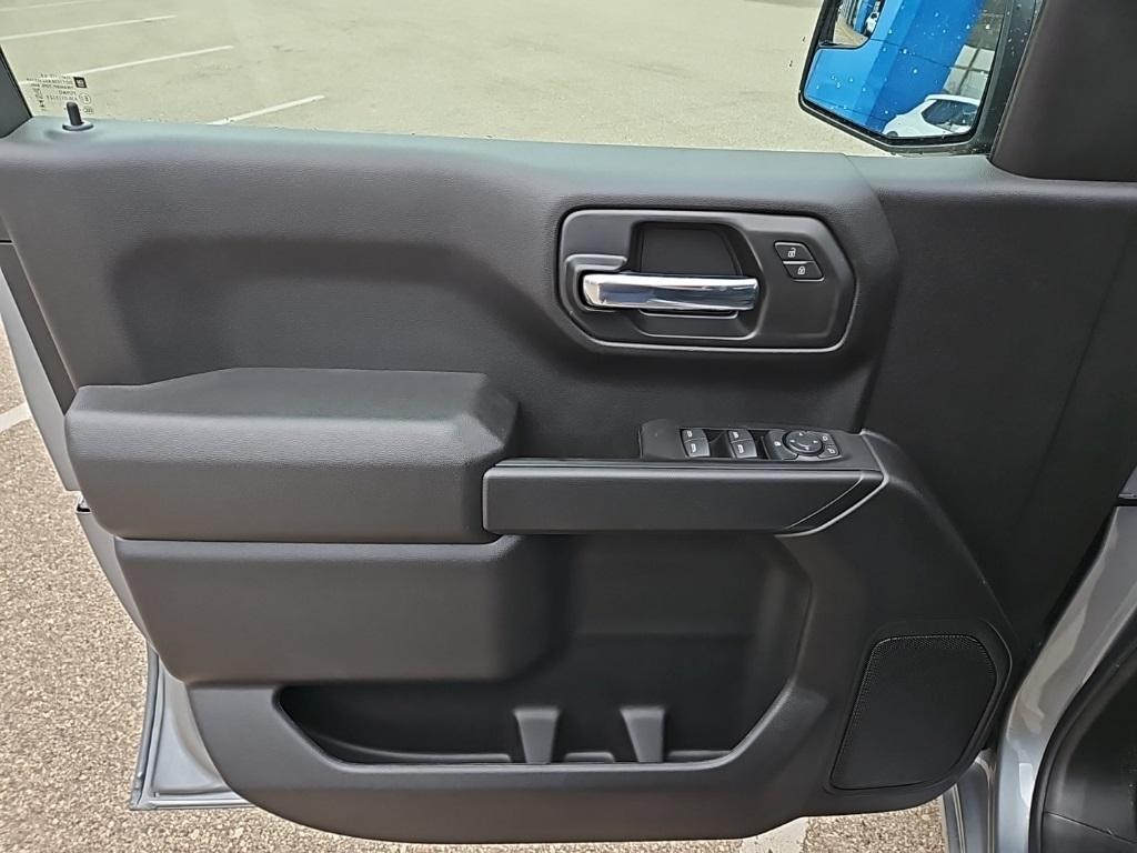 new 2025 Chevrolet Silverado 1500 car, priced at $46,305