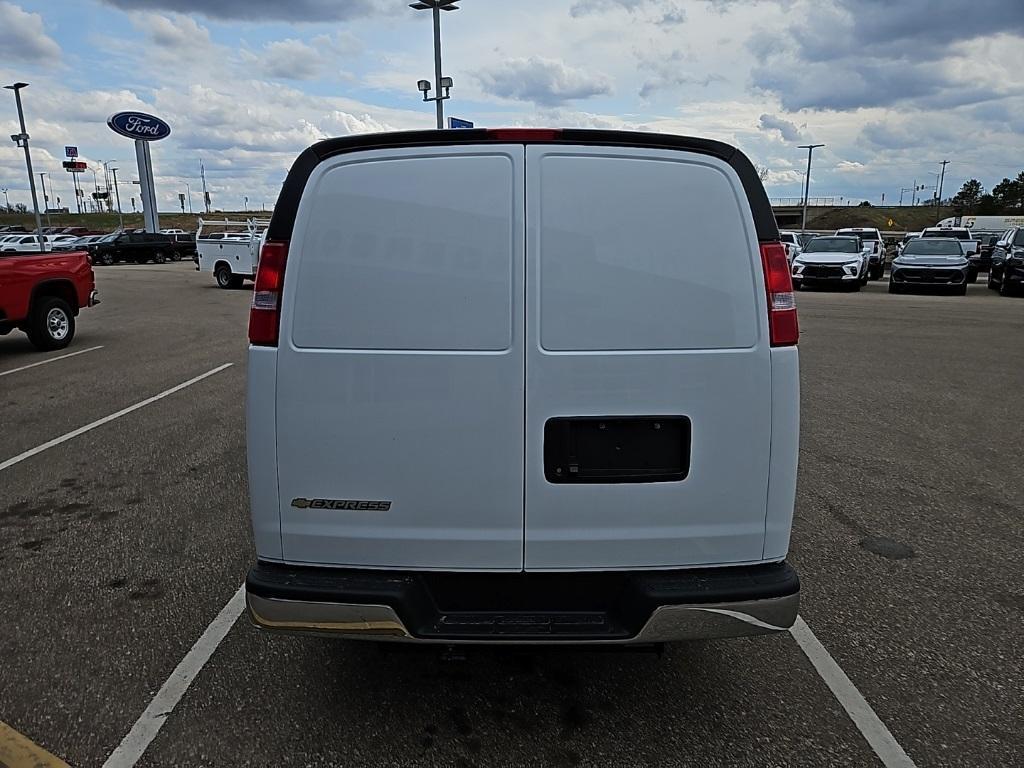 new 2025 Chevrolet Express 3500 car, priced at $52,535