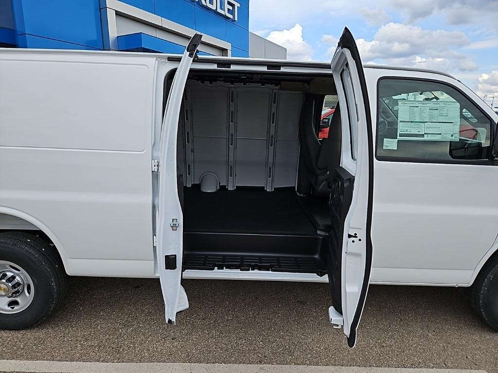 new 2025 Chevrolet Express 3500 car, priced at $52,535