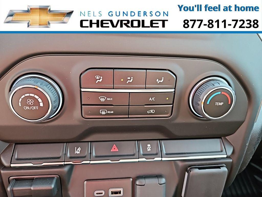 new 2024 Chevrolet Silverado 3500 car, priced at $72,700
