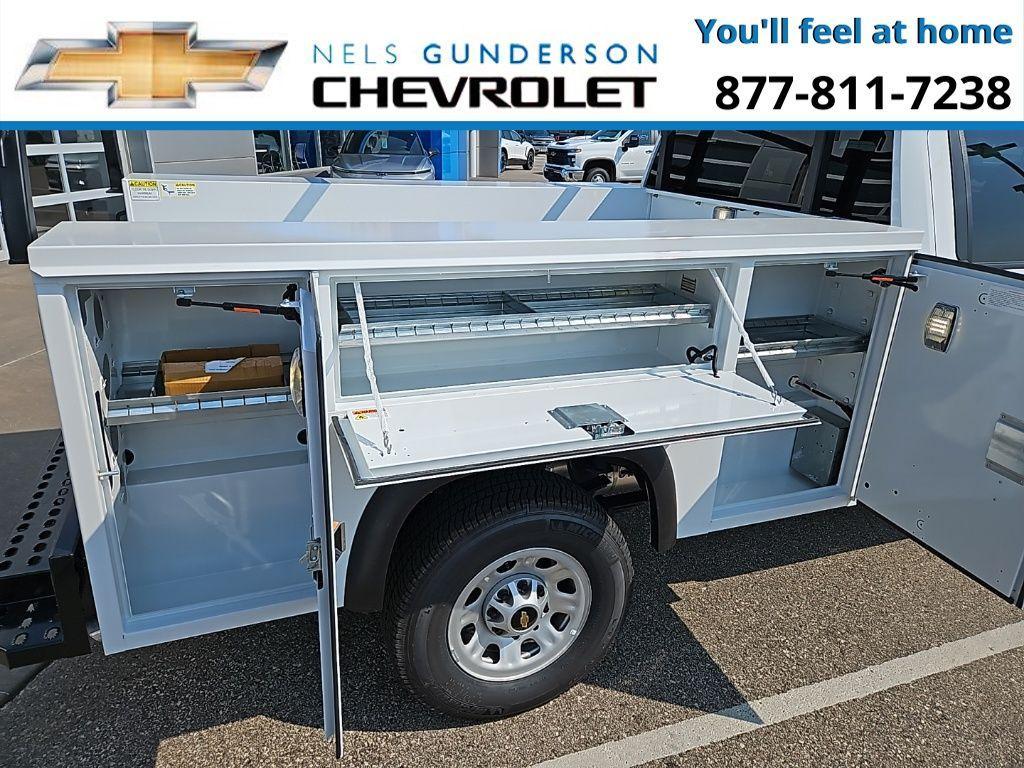 new 2024 Chevrolet Silverado 3500 car, priced at $72,700