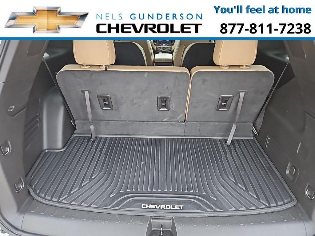 used 2023 Chevrolet Traverse car, priced at $36,999