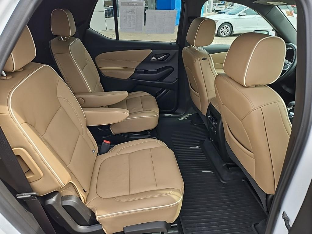 used 2023 Chevrolet Traverse car, priced at $37,900