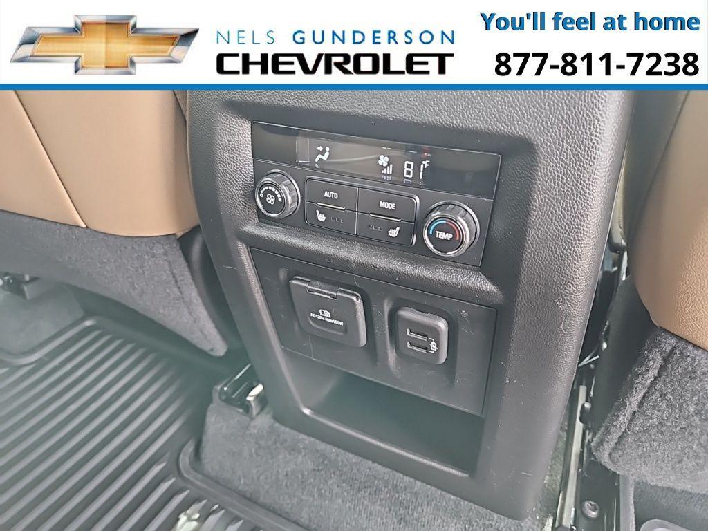 used 2023 Chevrolet Traverse car, priced at $36,999