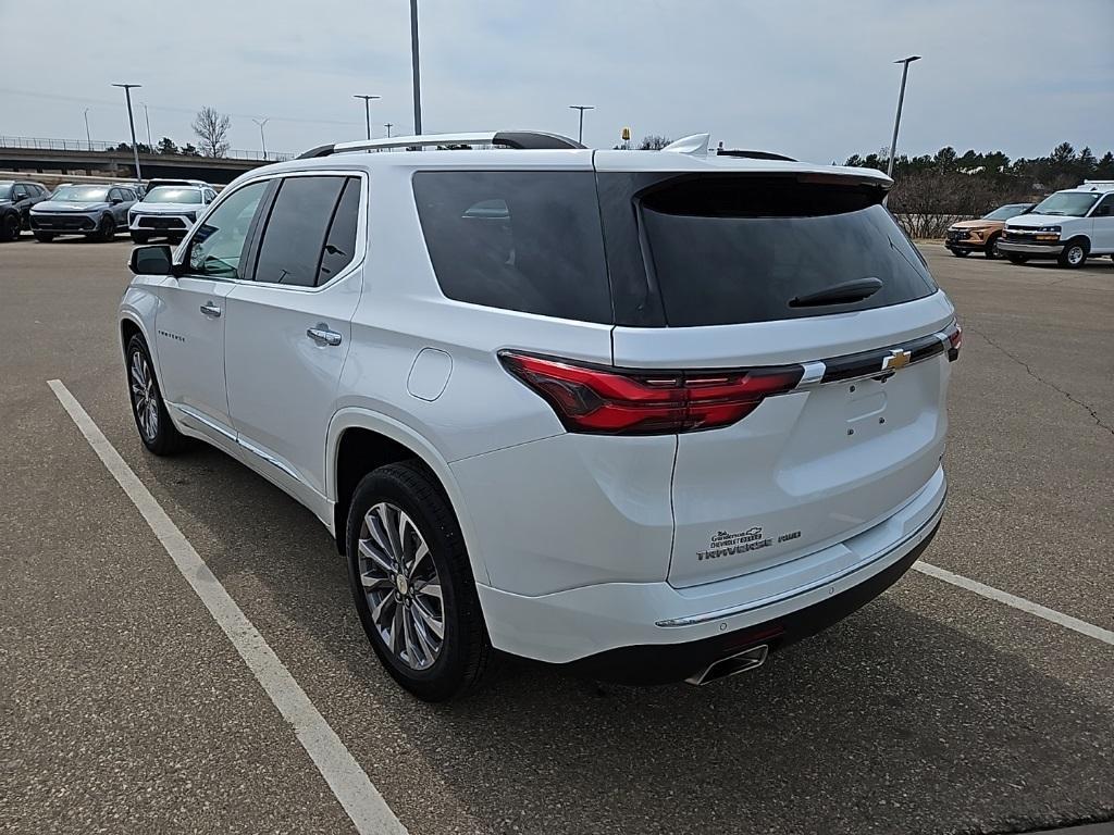 used 2023 Chevrolet Traverse car, priced at $37,900
