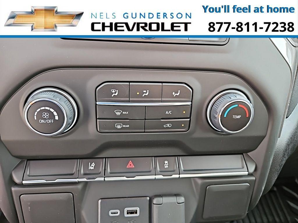 new 2024 Chevrolet Silverado 2500 car, priced at $65,400