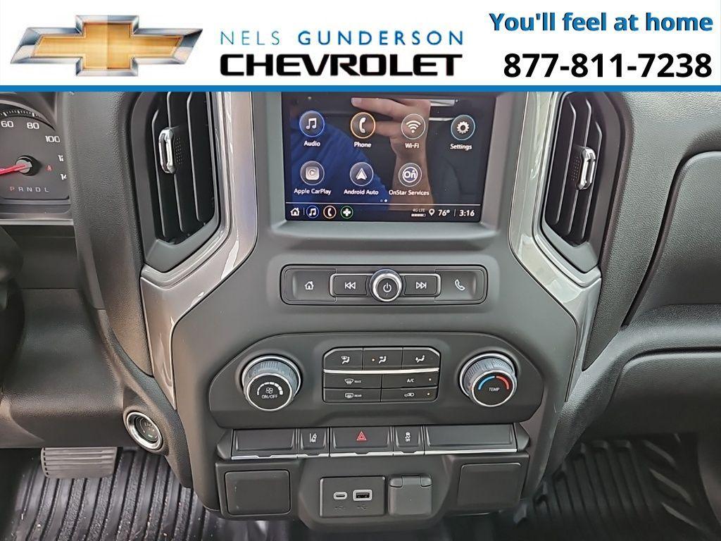 new 2024 Chevrolet Silverado 2500 car, priced at $65,400