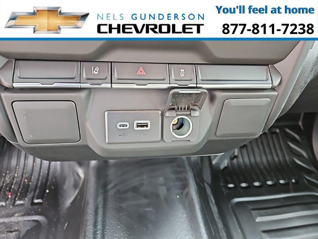 new 2024 Chevrolet Silverado 2500 car, priced at $65,400