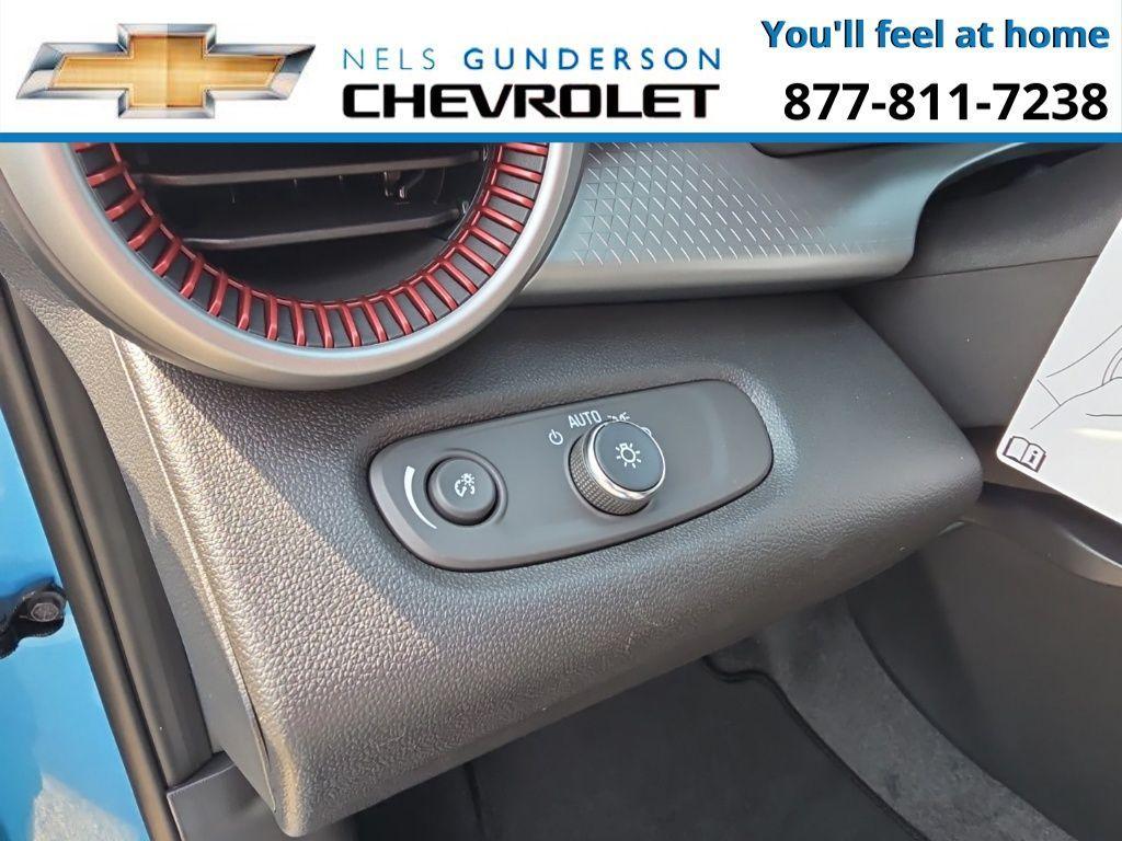 new 2025 Chevrolet Trax car, priced at $23,900