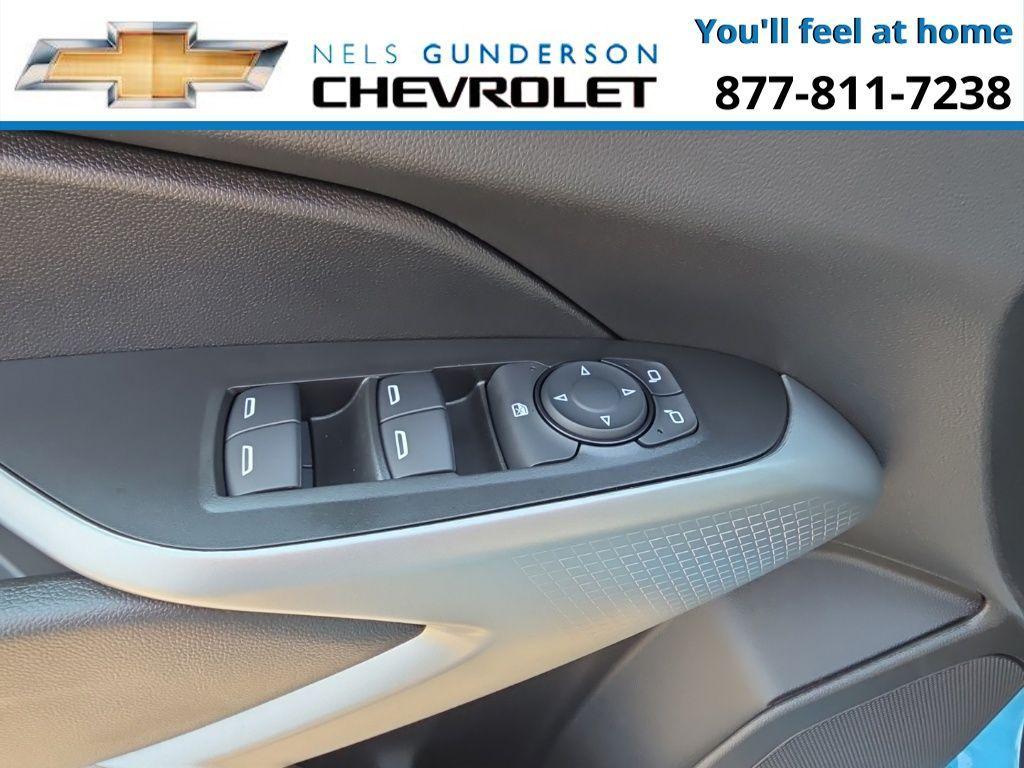 new 2025 Chevrolet Trax car, priced at $23,900