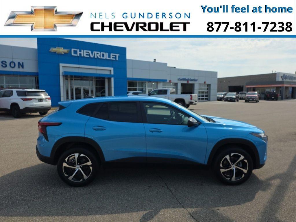 new 2025 Chevrolet Trax car, priced at $23,900