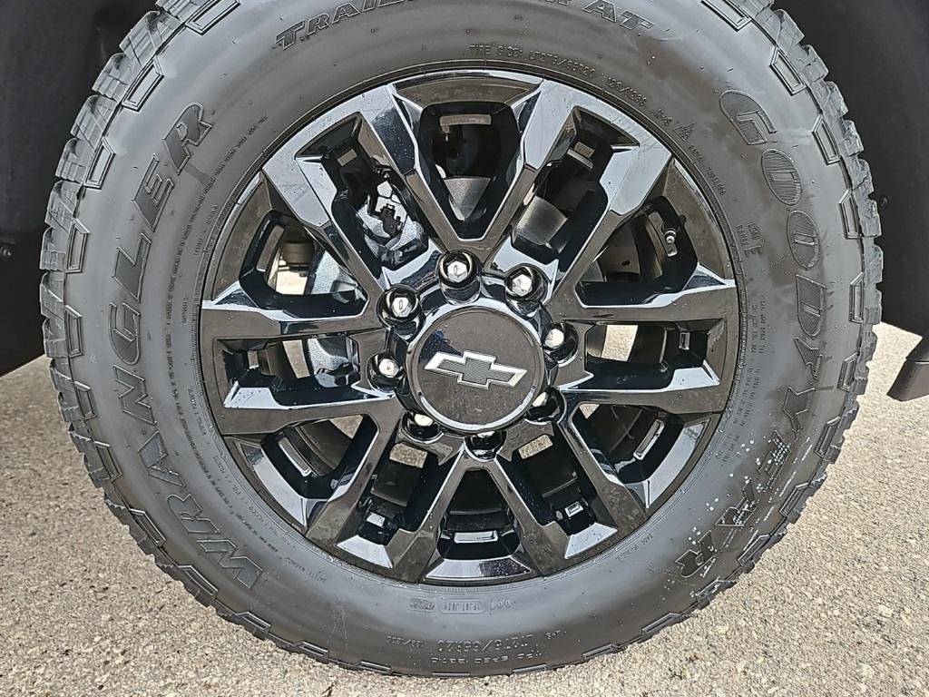 new 2025 Chevrolet Silverado 3500 car, priced at $76,310