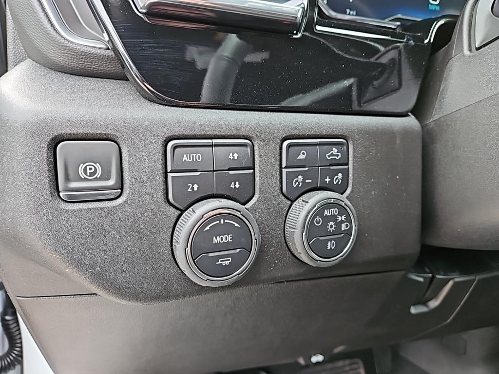 new 2025 Chevrolet Silverado 3500 car, priced at $76,310