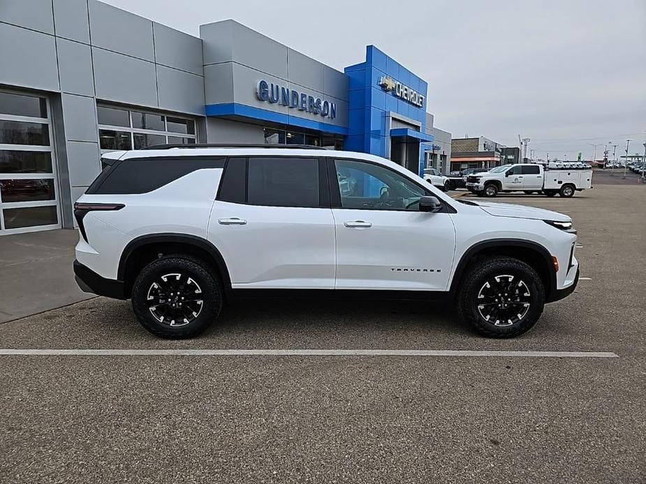 new 2025 Chevrolet Traverse car