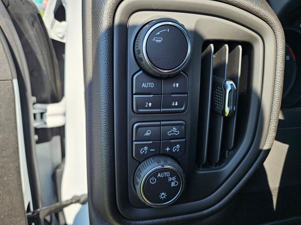 new 2025 Chevrolet Silverado 3500 car, priced at $58,510