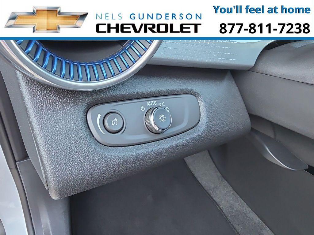 new 2025 Chevrolet Trax car, priced at $25,485