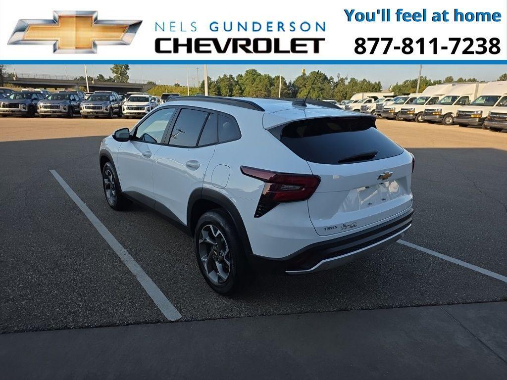 new 2025 Chevrolet Trax car, priced at $25,485