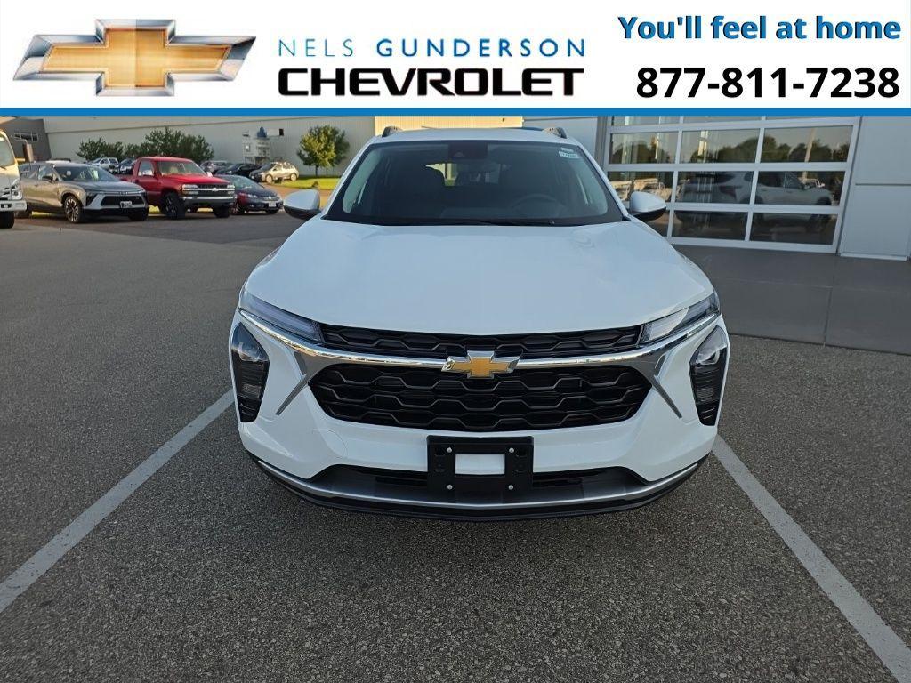 new 2025 Chevrolet Trax car, priced at $25,485
