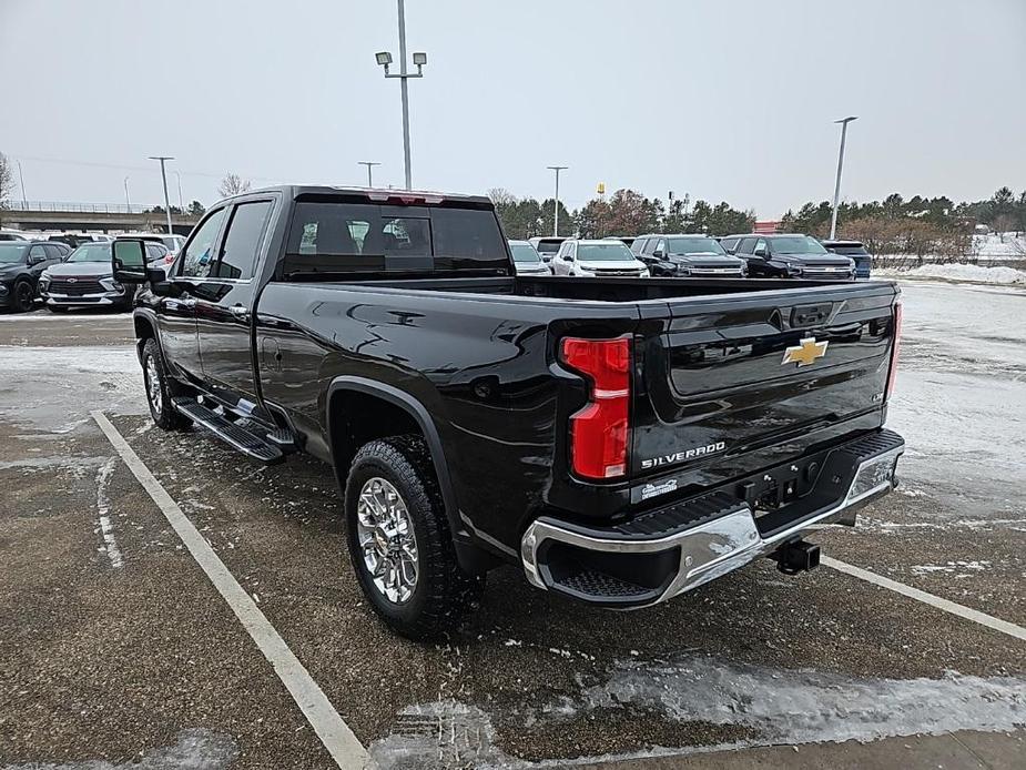 new 2025 Chevrolet Silverado 3500 car