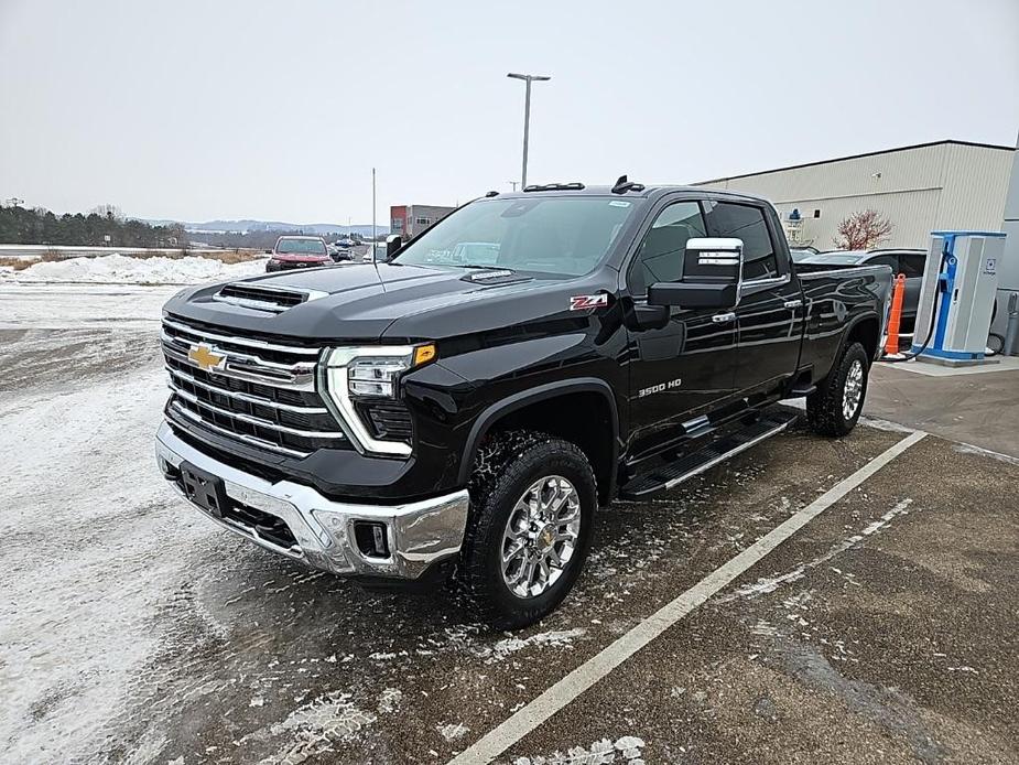 new 2025 Chevrolet Silverado 3500 car