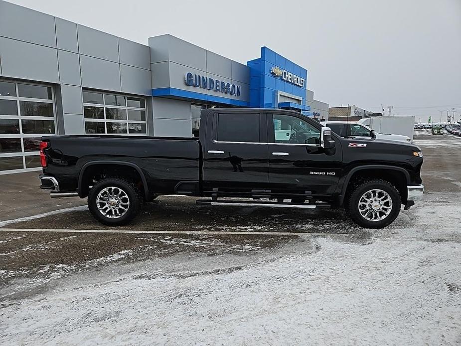 new 2025 Chevrolet Silverado 3500 car