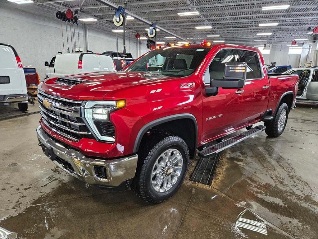 new 2025 Chevrolet Silverado 3500 car