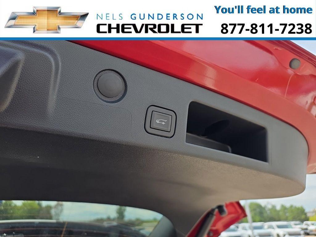 new 2026 Chevrolet Equinox car, priced at $40,490