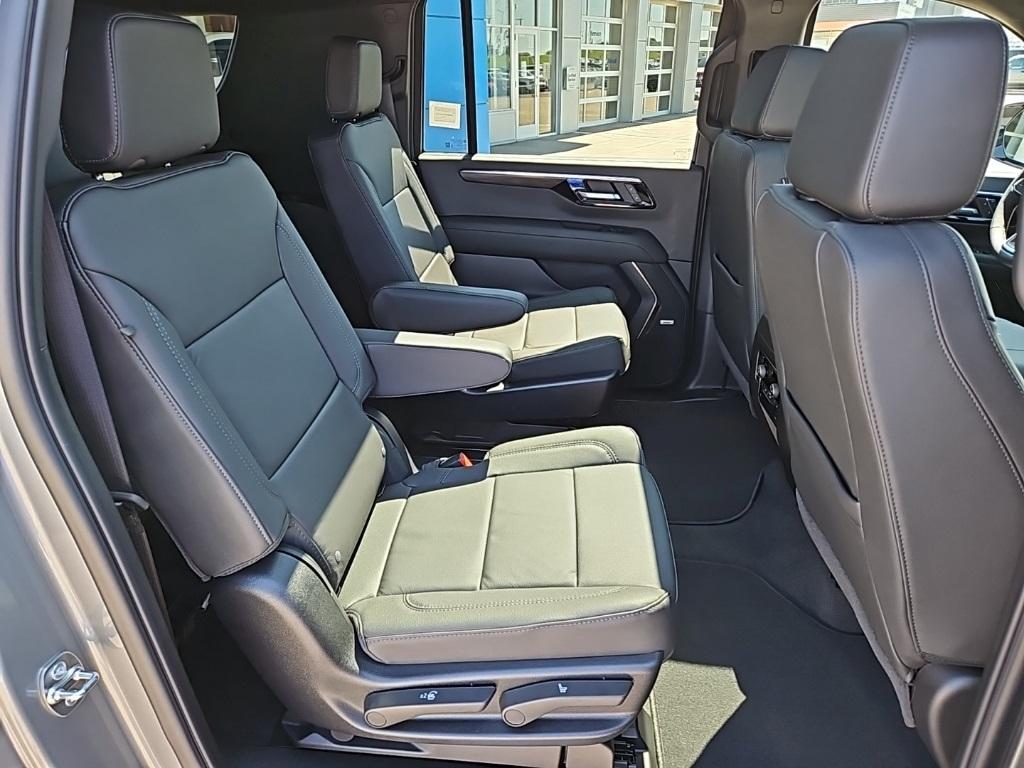 new 2025 Chevrolet Suburban car, priced at $80,450