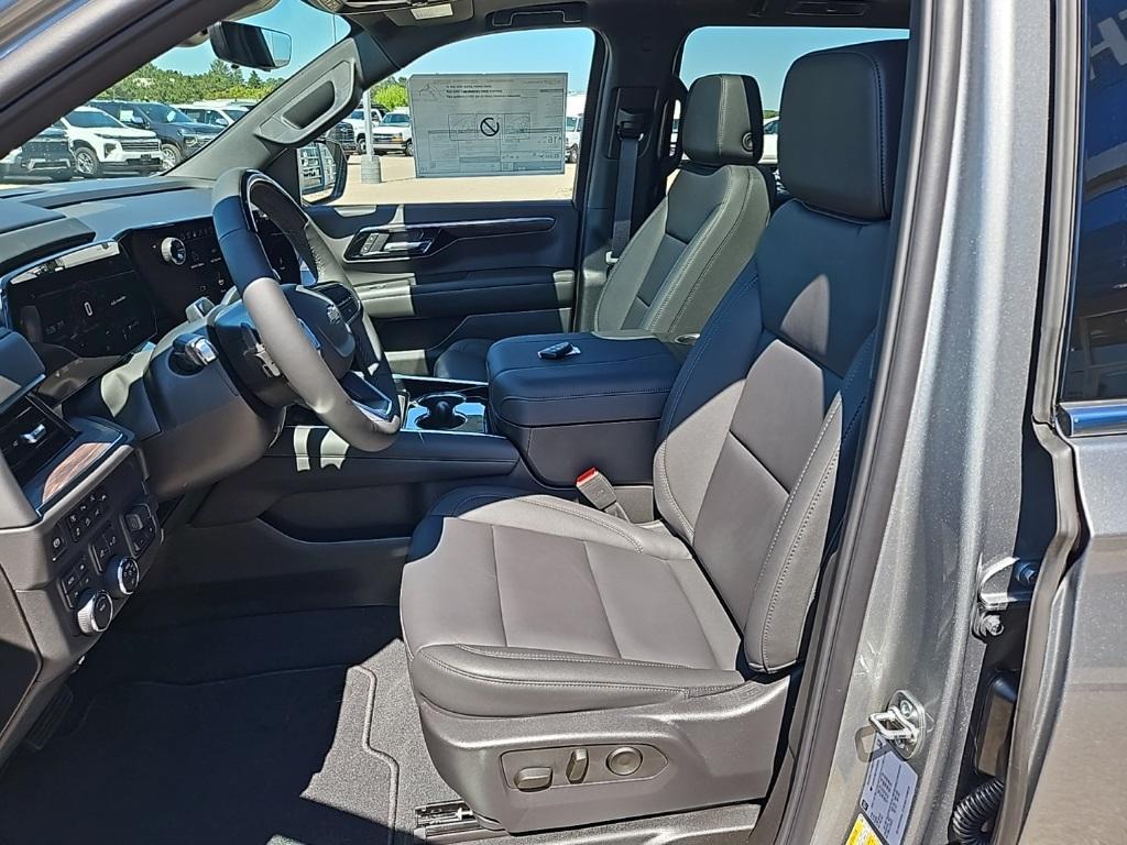 new 2025 Chevrolet Suburban car, priced at $80,450