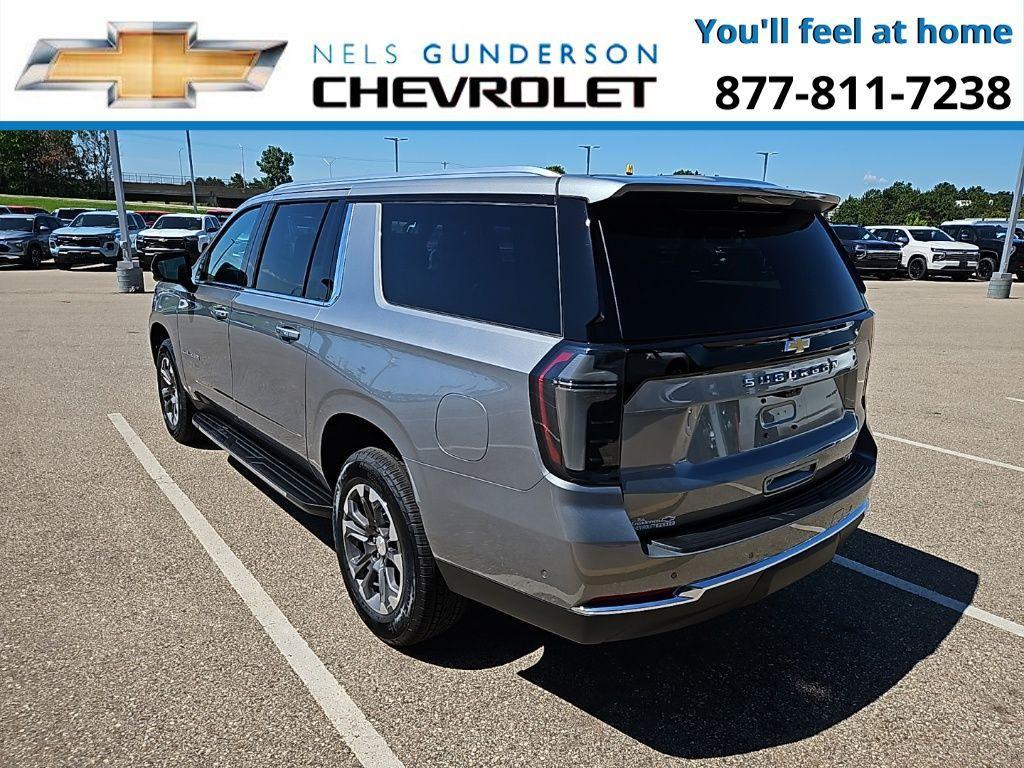 new 2025 Chevrolet Suburban car, priced at $76,900