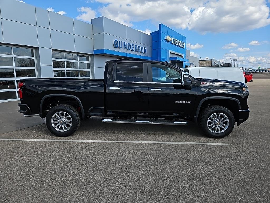 new 2025 Chevrolet Silverado 3500 car, priced at $67,260