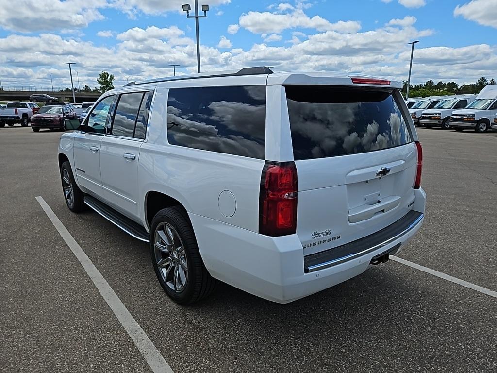 used 2018 Chevrolet Suburban car, priced at $25,900