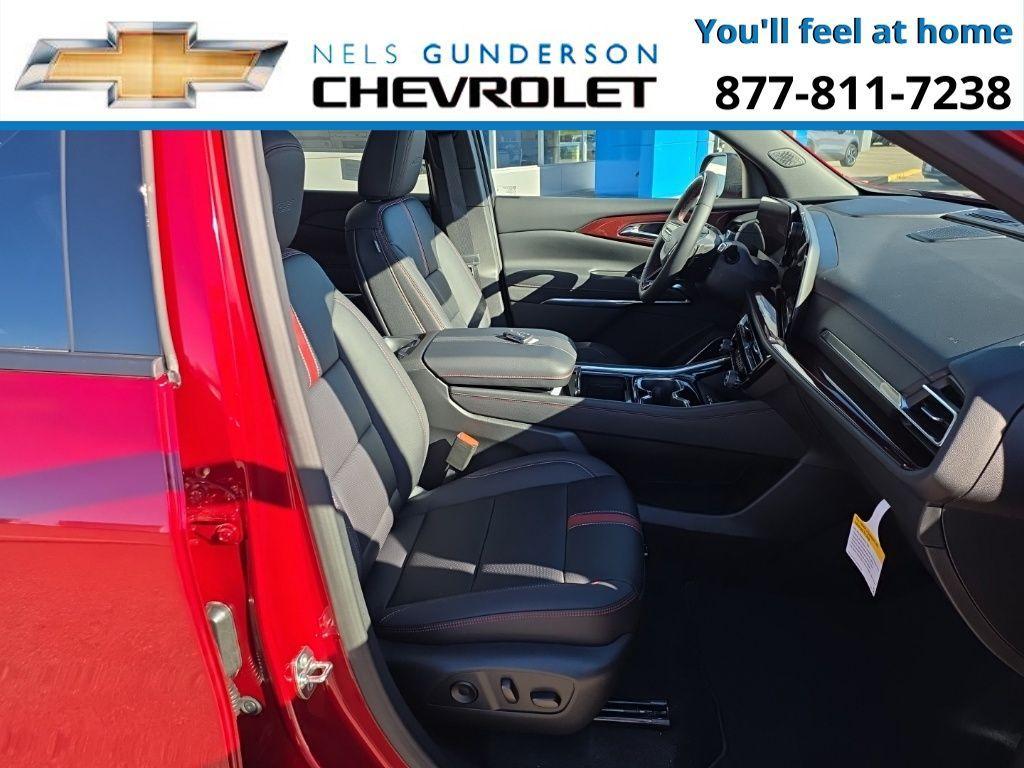 new 2026 Chevrolet Traverse car, priced at $61,290