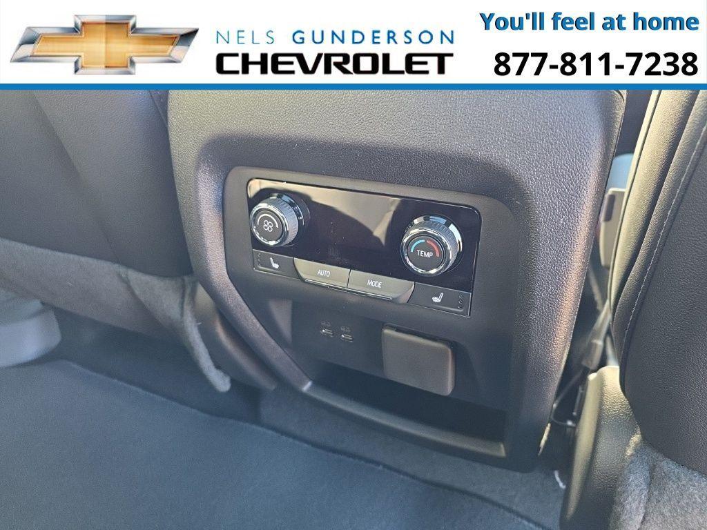 new 2026 Chevrolet Traverse car, priced at $61,290