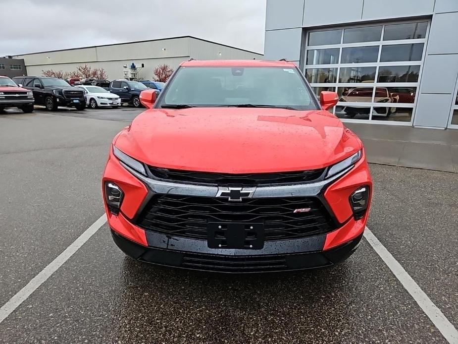 new 2025 Chevrolet Blazer car