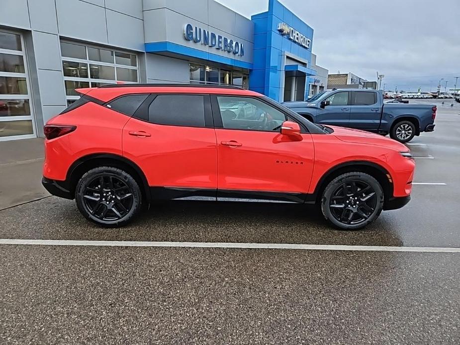 new 2025 Chevrolet Blazer car