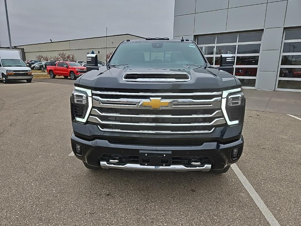 new 2025 Chevrolet Silverado 3500 car