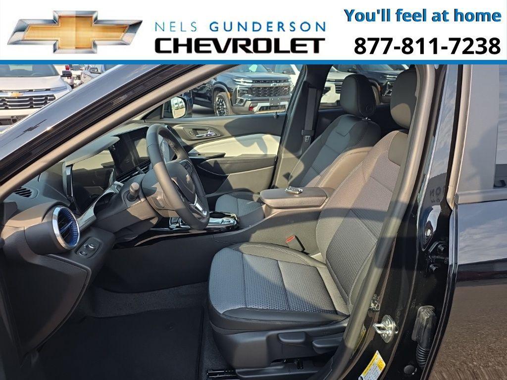 new 2025 Chevrolet Trax car, priced at $24,900