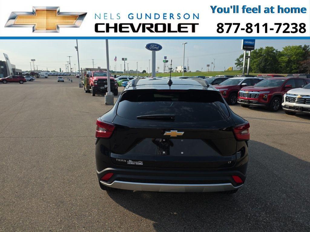 new 2025 Chevrolet Trax car, priced at $24,900