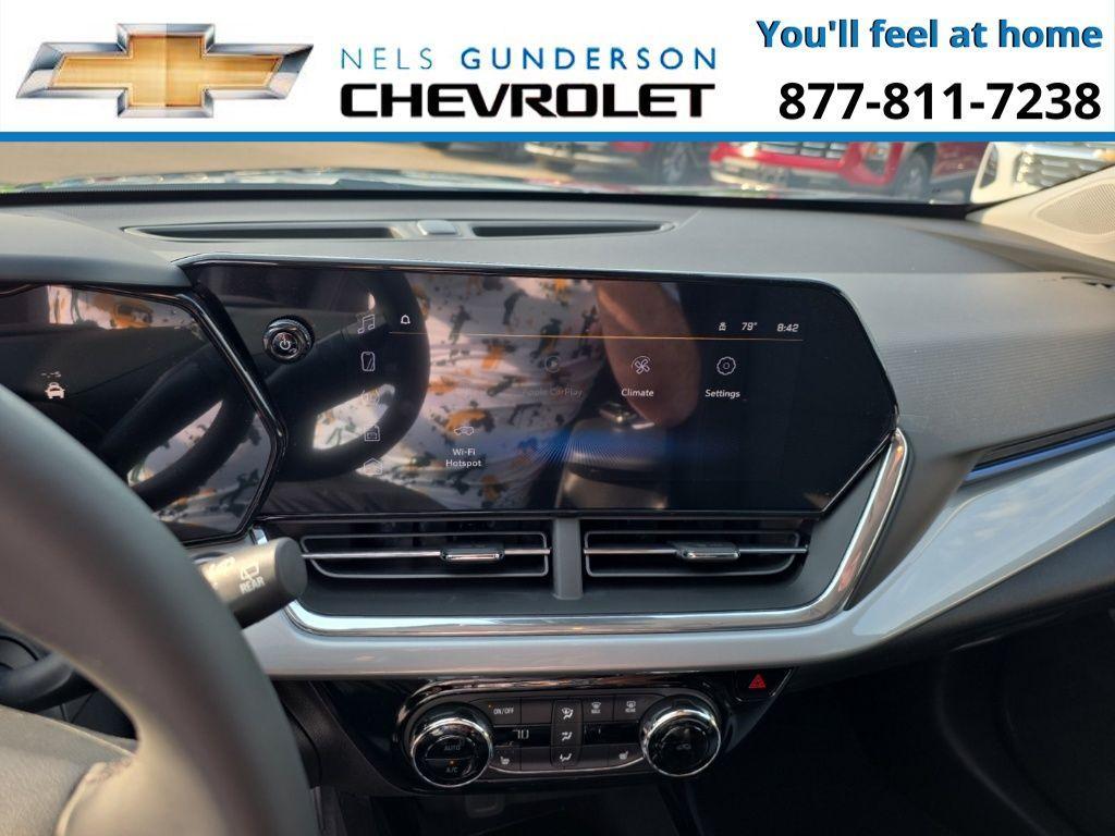 new 2025 Chevrolet Trax car, priced at $24,900