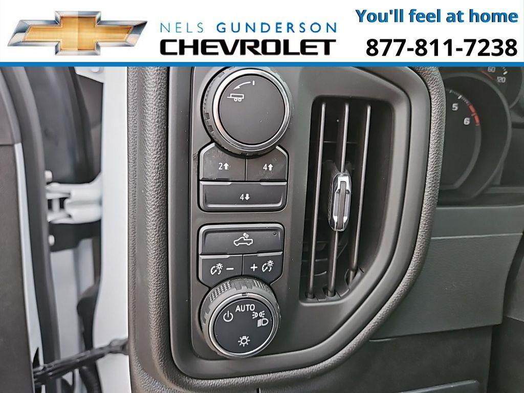 new 2024 Chevrolet Silverado 2500 car, priced at $71,400