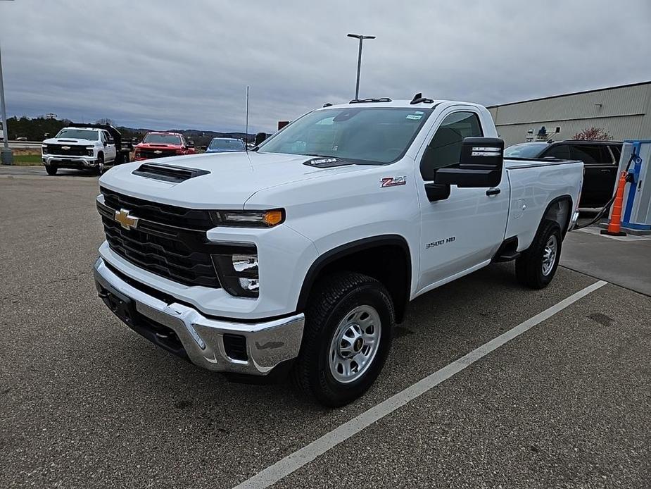 new 2025 Chevrolet Silverado 3500 car