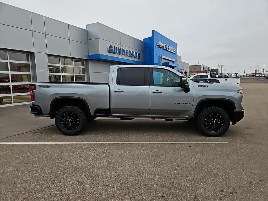 new 2025 Chevrolet Silverado 3500 car